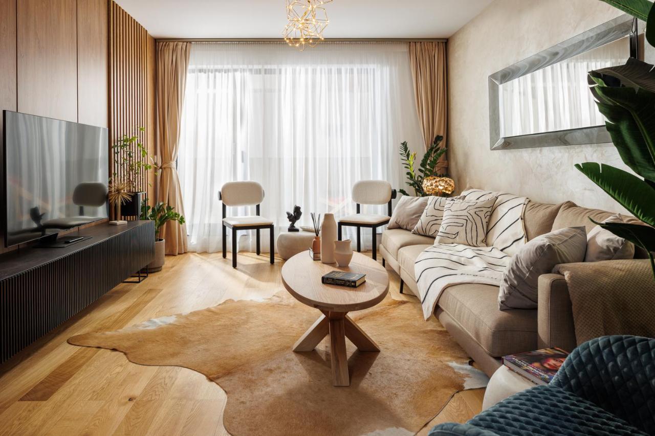 Pure Living Apartment W. Private Parking براشوف المظهر الخارجي الصورة