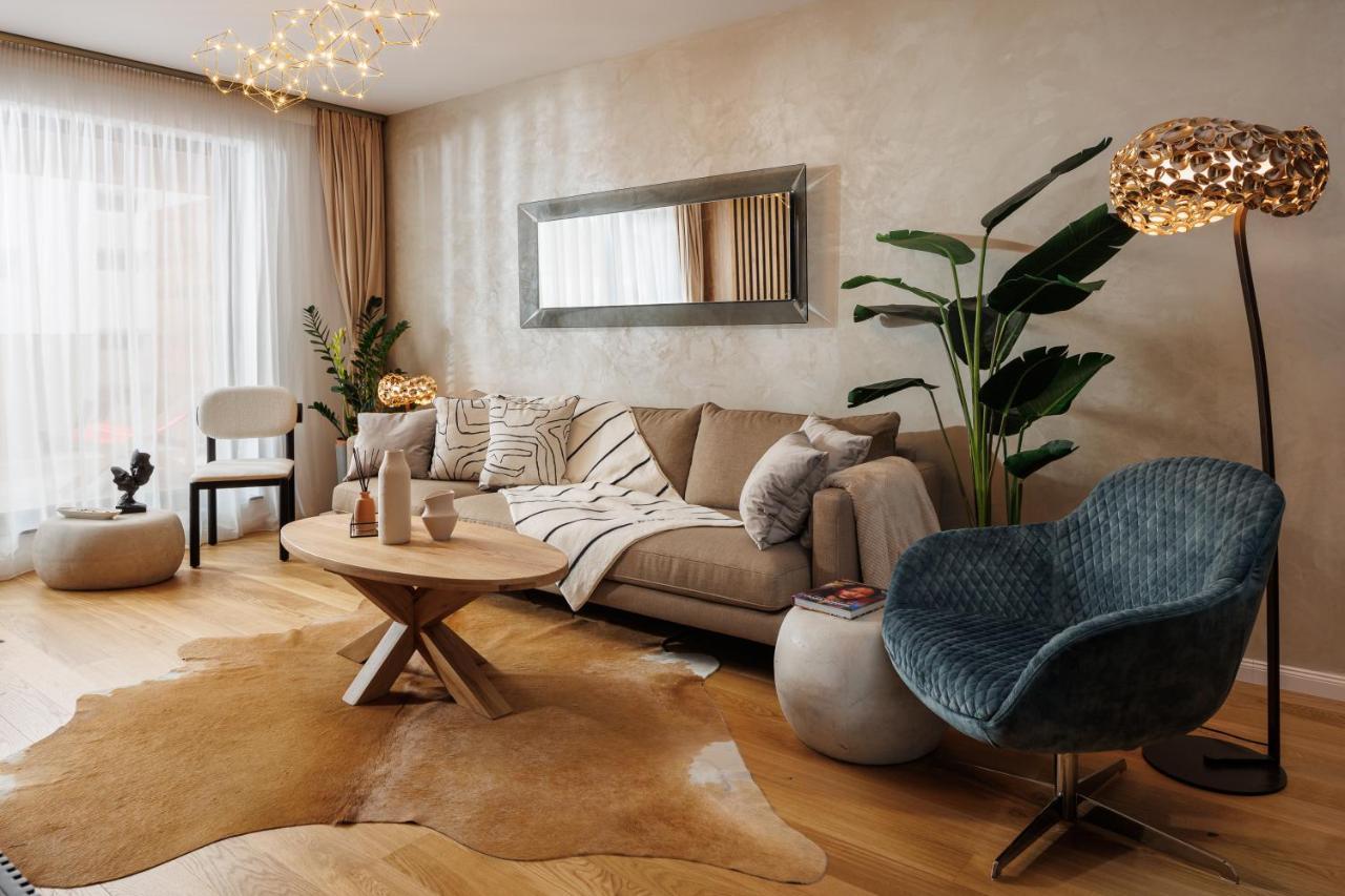 Pure Living Apartment W. Private Parking براشوف المظهر الخارجي الصورة