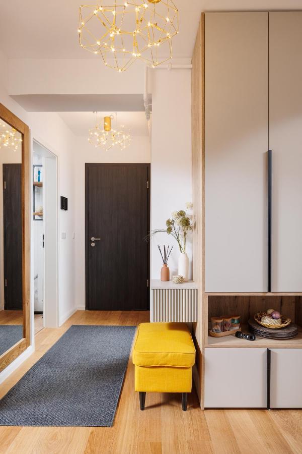 Pure Living Apartment W. Private Parking براشوف المظهر الخارجي الصورة