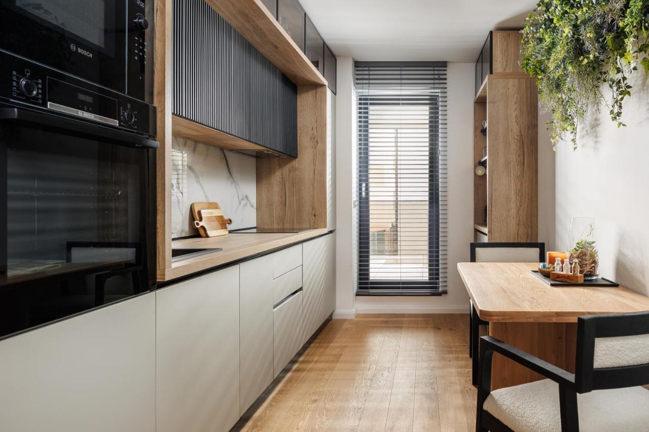 Pure Living Apartment W. Private Parking براشوف المظهر الخارجي الصورة