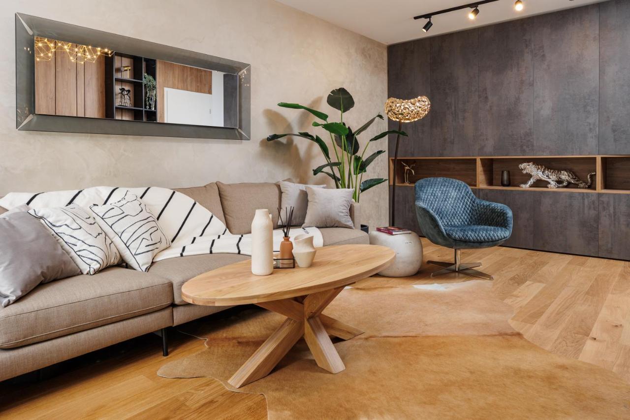 Pure Living Apartment W. Private Parking براشوف المظهر الخارجي الصورة