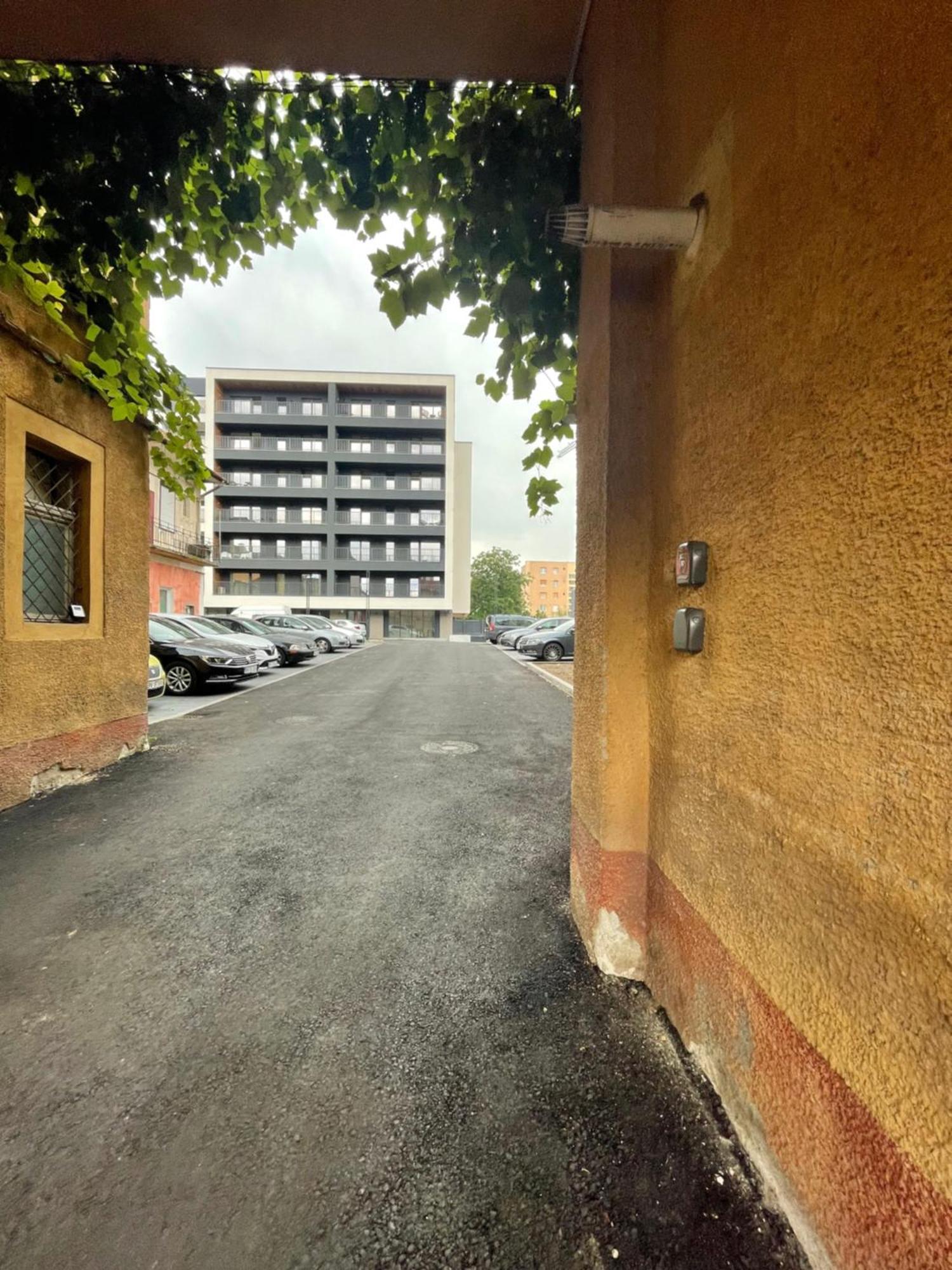Pure Living Apartment W. Private Parking براشوف المظهر الخارجي الصورة